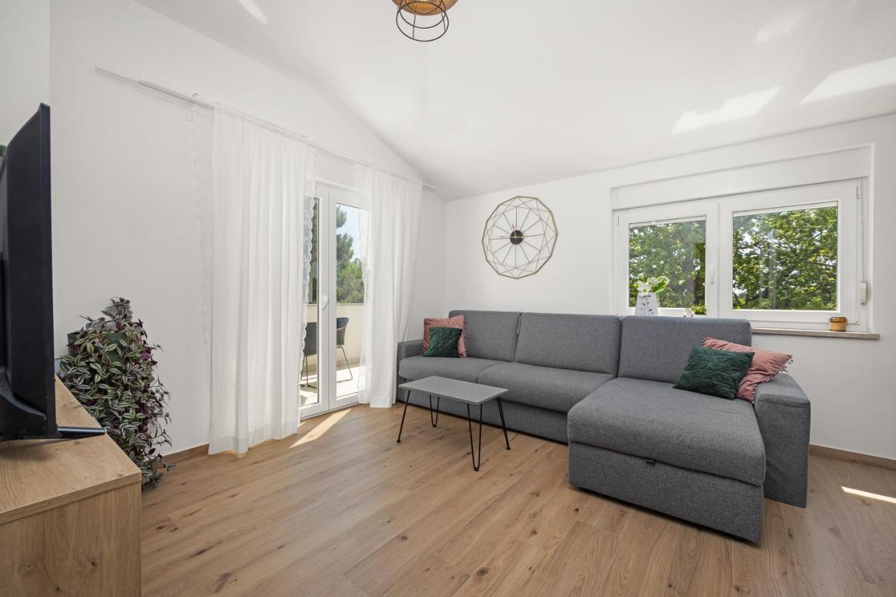 Luxury Lotus&lovor Apartmán