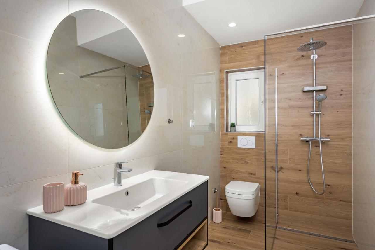 Luxury Lotus&lovor Apartmán Pula